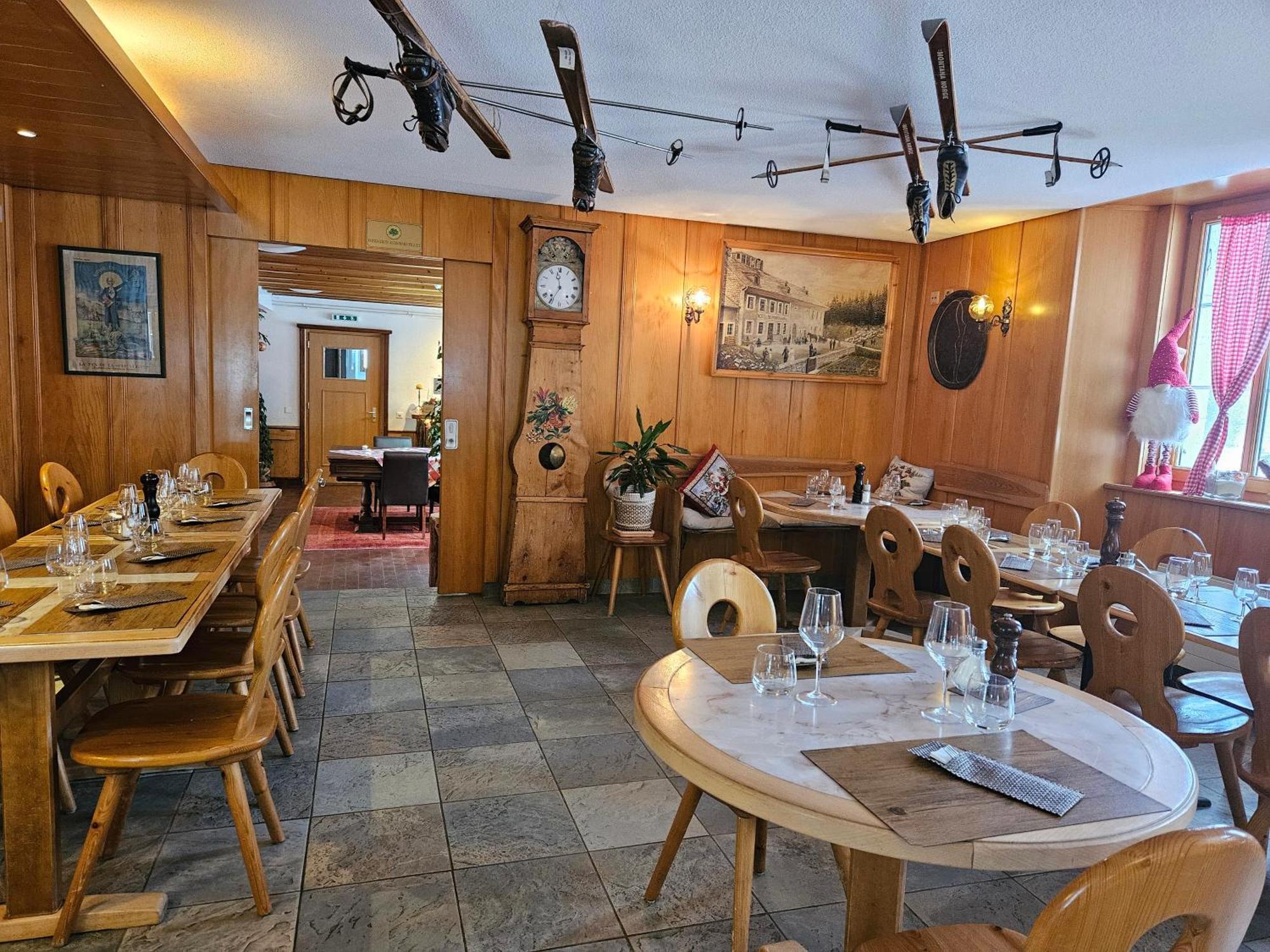 Hotel Restaurant Du Marchairuz Le Brassus Εξωτερικό φωτογραφία